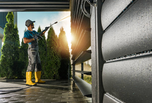 Professional Pressure Washing Services in Henryville, IN